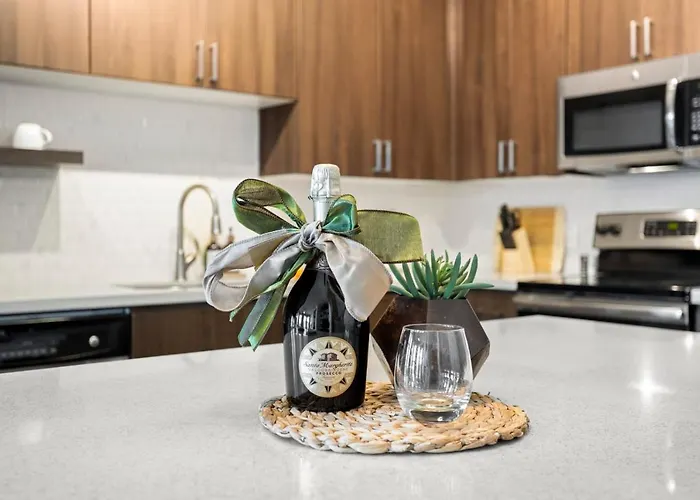 Modern Town Waterfront Cozysuites Paradise 07 Appartement *